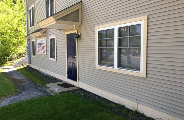 Convenient in Town Single Bedroom Apartment
