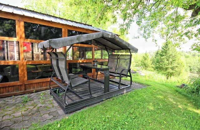 Cool apartment with AC in charming Shefford