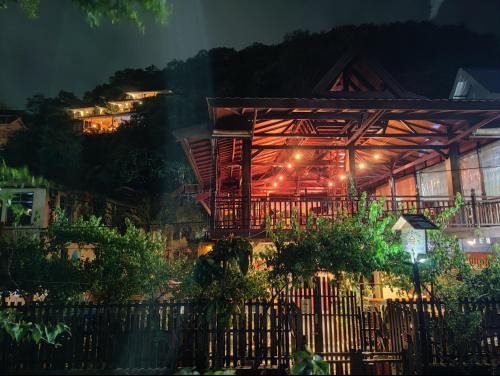 Cool Breeze Authentic Hotel Labuan Bajo Komodo