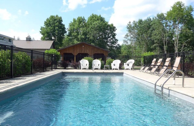 Coop Diamonds Luxury Rentals; Sunrise Estates 1