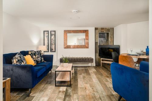 Coppergate Mews Doncaster 2-bed with private patio