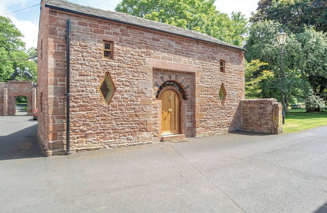 Corby Castle - Diamond Cottage - UK34668