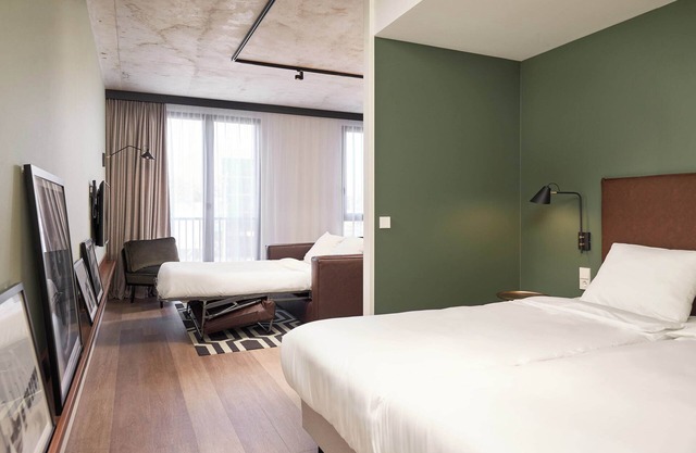 Corendon Apartments Amsterdam Schiphol Airport Hotel