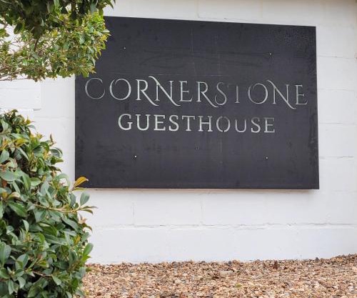 Cornerstone Guesthouse Alk Van Zyl