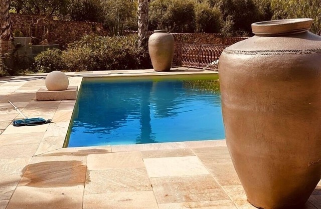 Corsica, very nice amenities for this villa with sea views