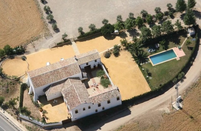 Cortijo El Puntal de Teba, next to Caminito del Rey and Guadalhorce swamps