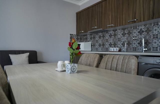 Cosy 1+1 penthouse in the heart of longbeach Iskele sleeps up to 5 people