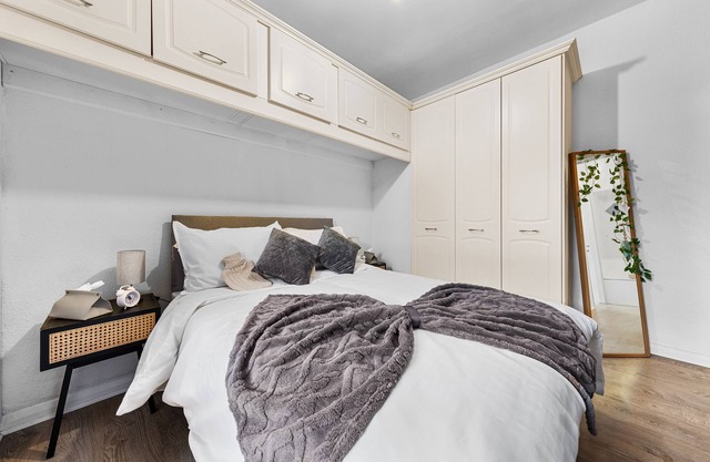 cosy 1BDR green lane flat - FREE parking