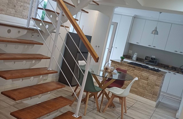 Cosy 2 Bedroom Apartment in a Prominent Area of East London Nahoon