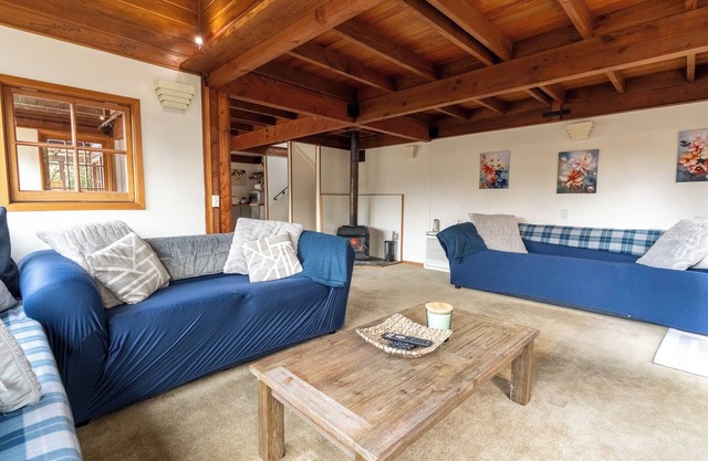 Cosy Alpine Chalet | Near Town & Shotover Jet
