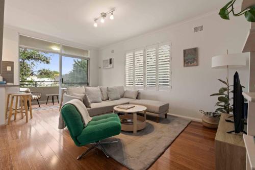 Cosy and Quiet Walk to Beach and Harbor