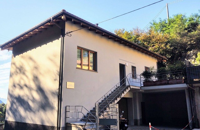 Cosy apartment for 2 people with WIFI, TV, terrace, pets allowed and parking