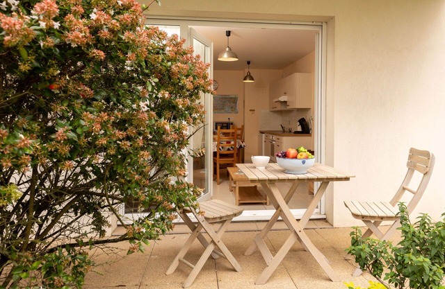 Cosy apartment for 4 guests with WIFI, TV and terrace