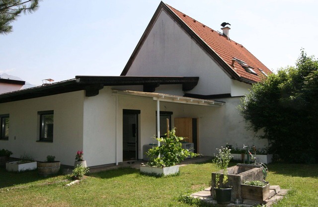 Cosy apartment for 4 people with TV, terrace, pets allowed and parking