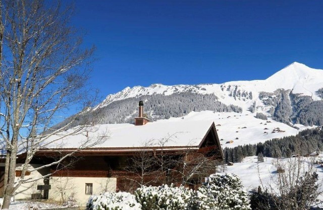 Cosy apartment for 4 people with WIFI and balcony