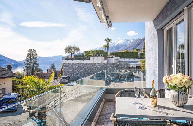 Cosy apartment for 4 people with WIFI, TV, balcony, pets allowed and parking