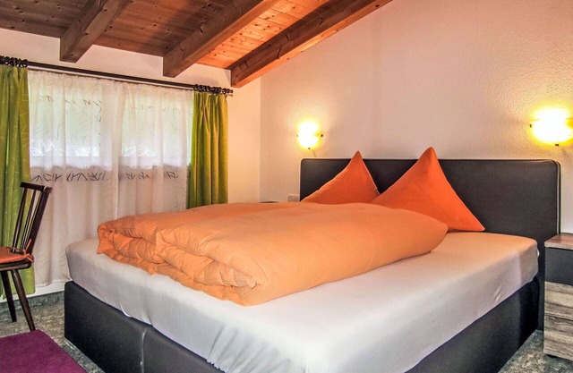 Cosy apartment for 6 people with WIFI, balcony and pets allowed