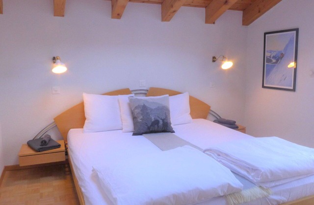 Cosy apartment for 6 people with WIFI, TV, balcony and parking