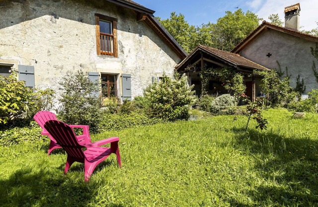 Cosy apartment for 3 guests with WIFI, patio, pets allowed and parking