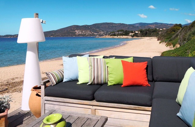 Cosy apartment in villa for 6 guests with TV, terrace, pets allowed and parking