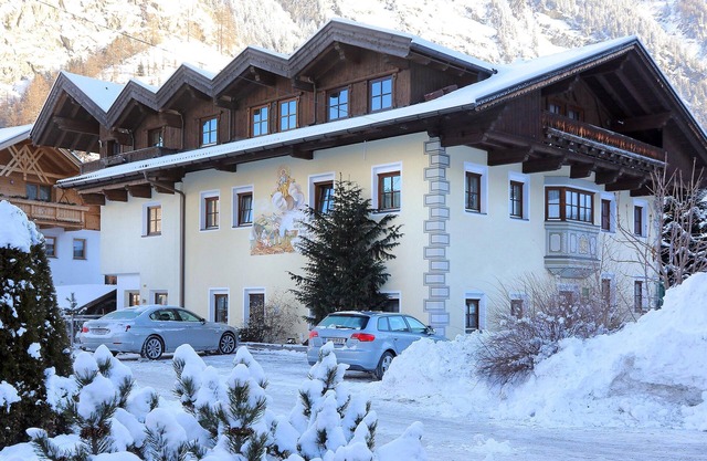 Cosy apartment near the ski bus to Sölden