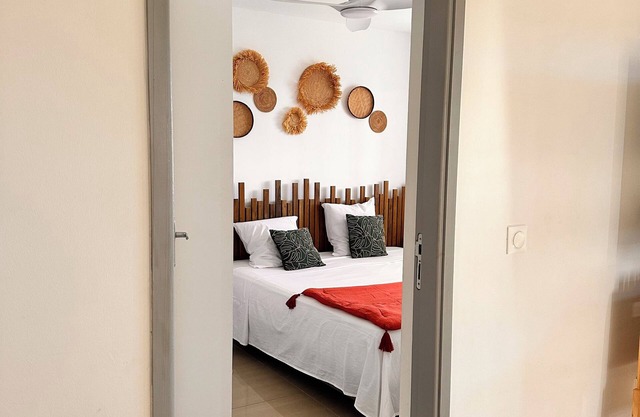 Cosy apartment overlooking the west of Reunion Island