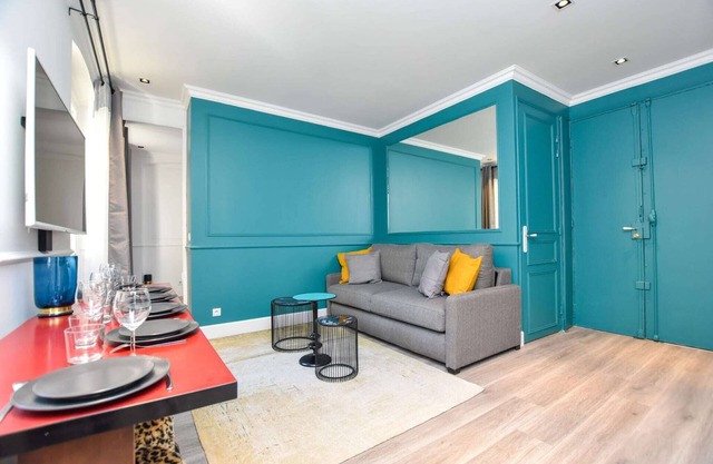 Cosy appt - Grands boulevards/MusÃ©e GrÃ©vin