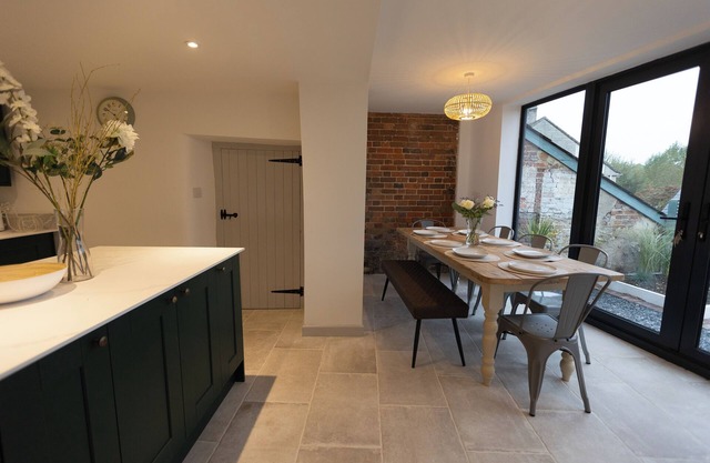 Cosy Central Townhouse in Woodstock