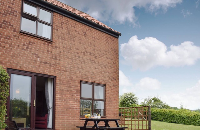 Cosy cottage with designated parking.