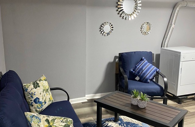 Cosy Furnished Room with all amenities.