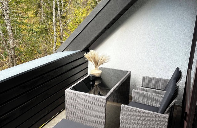Cosy Golden Hour apartment. Pet-friendly! 10min walk to center of Kranjska Gora!