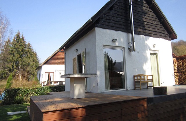 Cosy holiday home with garden