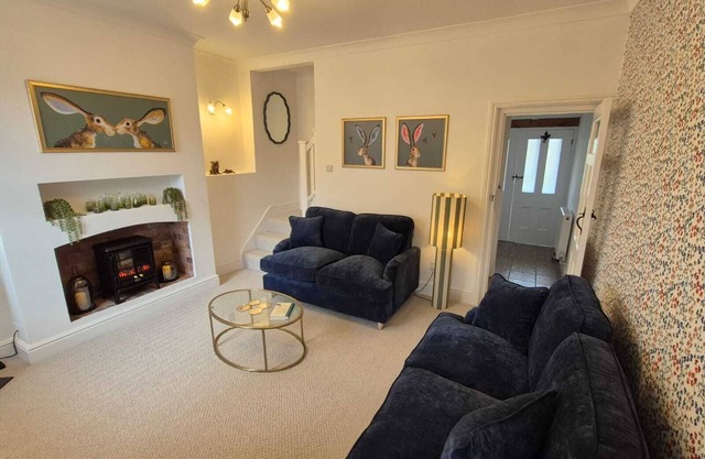 Cosy home in New Mills, High Peak, great for walkers & dog friendly too!