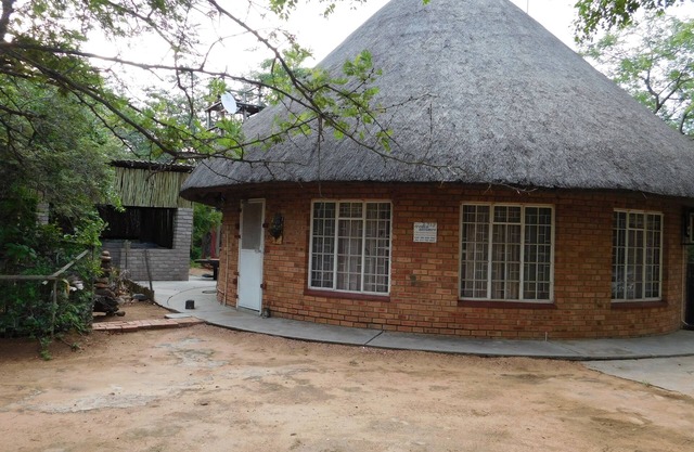 Cosy Hut, Rustic Marloth Cottage Near Kruger Gate, Ideal for Nature Lovers