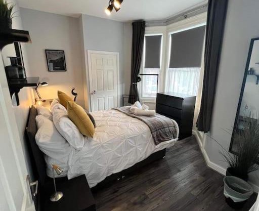Cosy Jesmond 3 bed apartment - fantastic location