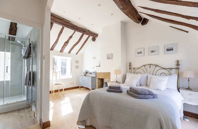 Cosy one bed accommodation in Honley, Yorkshire