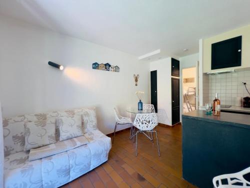 Cosy Studio, Proche Mer, Parking