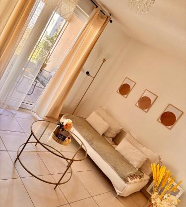 Cosy T2 neuf avec balcon Proche centre & plage