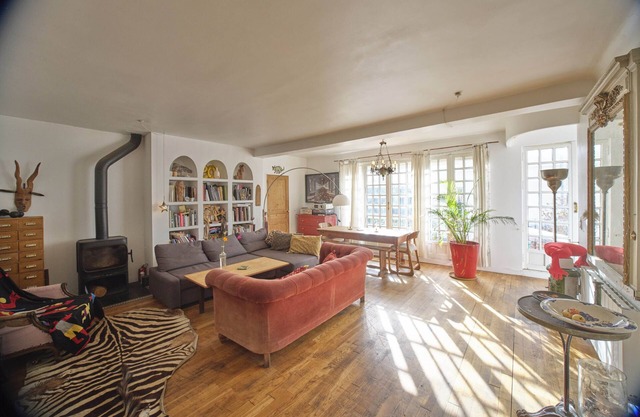Cosy two bdr apt with terrace next to Paris