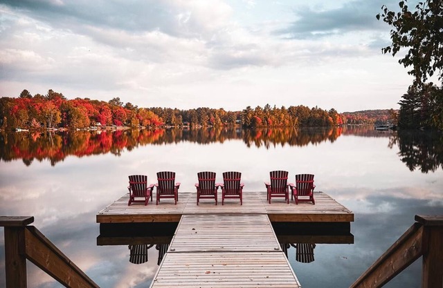 Cottage 2 at Algonquin Woods cottage resort on beautiful Clear Lake