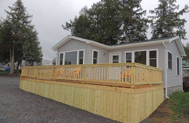 Cottage #27- 2 bedroom/1 bath