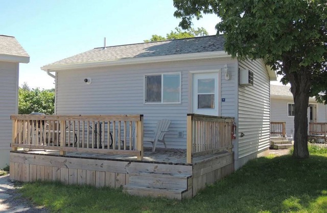 Cottage #7 - 1 bedroom/1 bath
