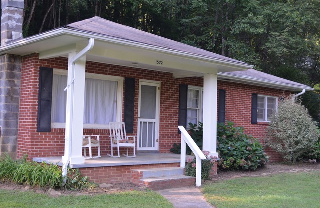 Cottage along Lake, Tail of the Dragon and covered motorcycle parking