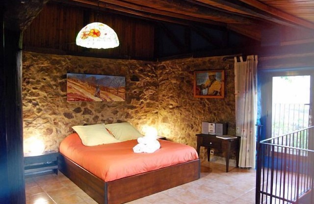 Cottage (full rental) for 2 persons, in the AMBROZ Valley (C1)