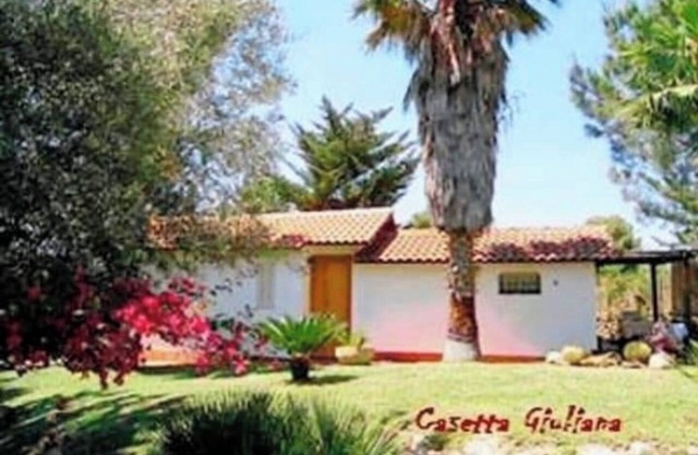 Cottage Giuliana distant 300 from the sea - ideal for couple