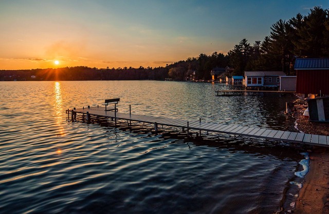 Cottage House on Little Hills Lake; Beach, Pier, Kayaks, Paddleboards & more
