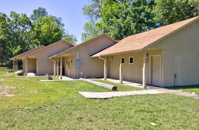 Cottage II | Minnesota Lake Home Resort | Studio-Style Cottage | Legacy Lakeside Resort