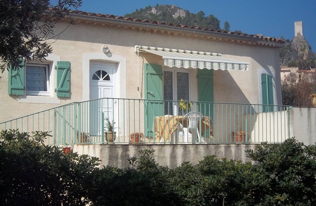 Cottage in picturesque ROQUEBRUN-Quiet-Close-bathing town