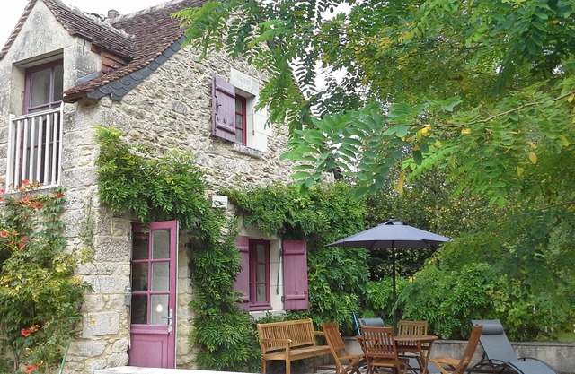 Cottage in the House of Joan of Arc, in the heart of the Loire Valley chateaux
