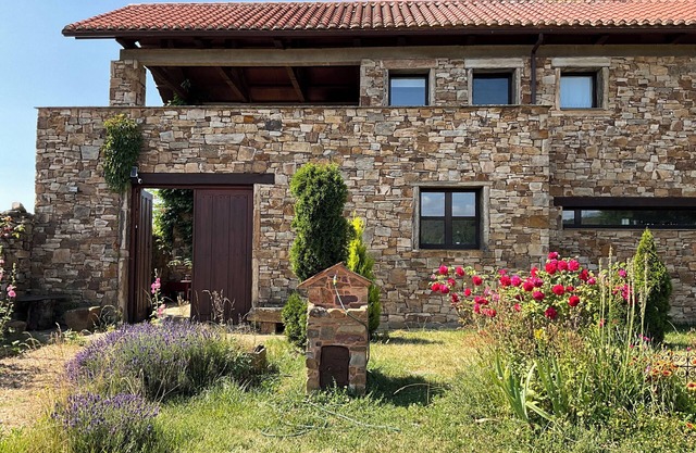 Country house in Castrillo de los Polvazares in the Mountains of Leon